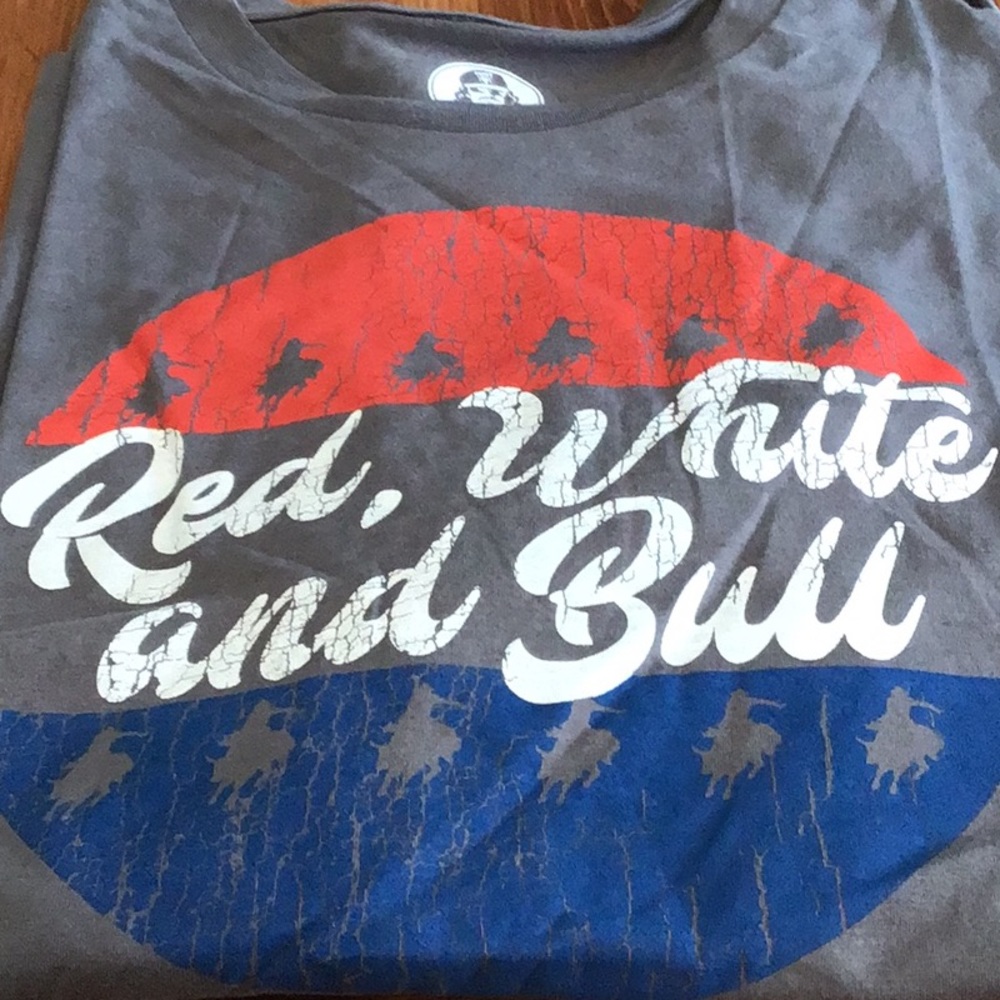Barrel racing tee